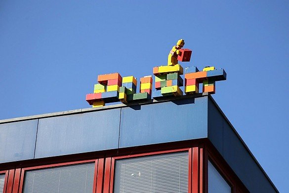 Foto Der Hamburg-Standard soll eine neue Baukultur ermöglichen, mit der auch in Zukunft bezahlbarer und attraktiver Wohnraum geschaffen werden kann. Durch eine bedarfsgerechtere Planung, effizientere Managementprozesse sowie schnellere Genehmigungen...