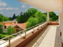 Balkon Wohnen in Bogenhausen / Oberf�hring: 4-Zimmer-Wohnung mit Balkon - ideal f�r Familien
