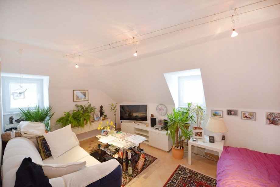 Appartement im DG Einfamilienhaus M�nchen