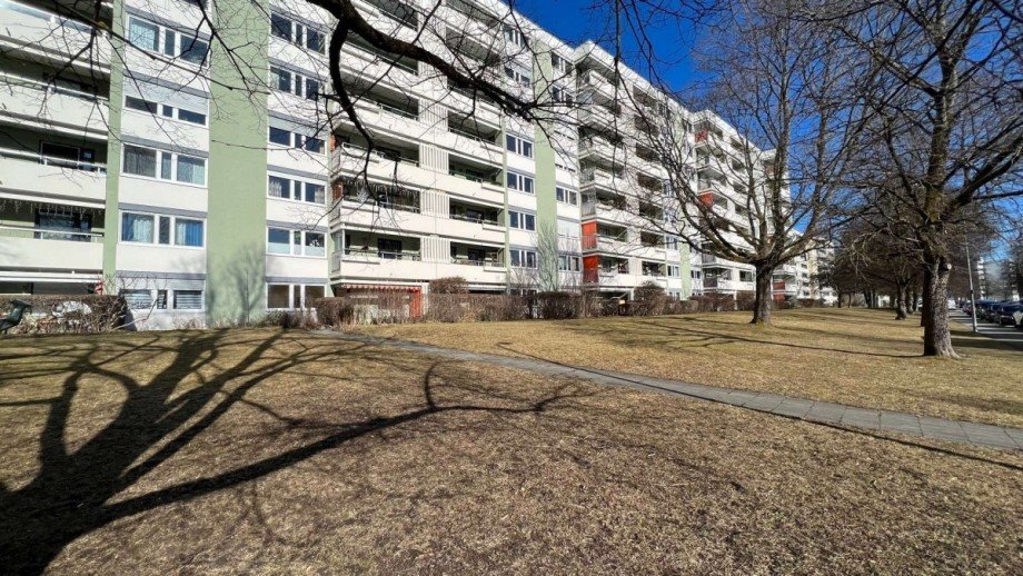 bei Sonnenschein Terrassenwohnung Unterhaching
