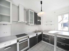 Einbauk�che Hochwertige 3,5-Zimmer Wohnung in Englschalking mit EBK und gro�em Balkon!