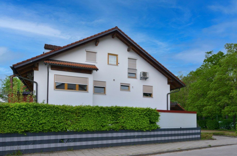Ost-/West Ansicht Maisonettewohnung Puchheim