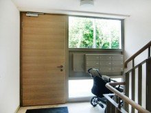 Eingangsbereich Wohnen in Bogenhausen / Oberf�hring: 4-Zimmer-Wohnung mit Balkon - ideal f�r Familien