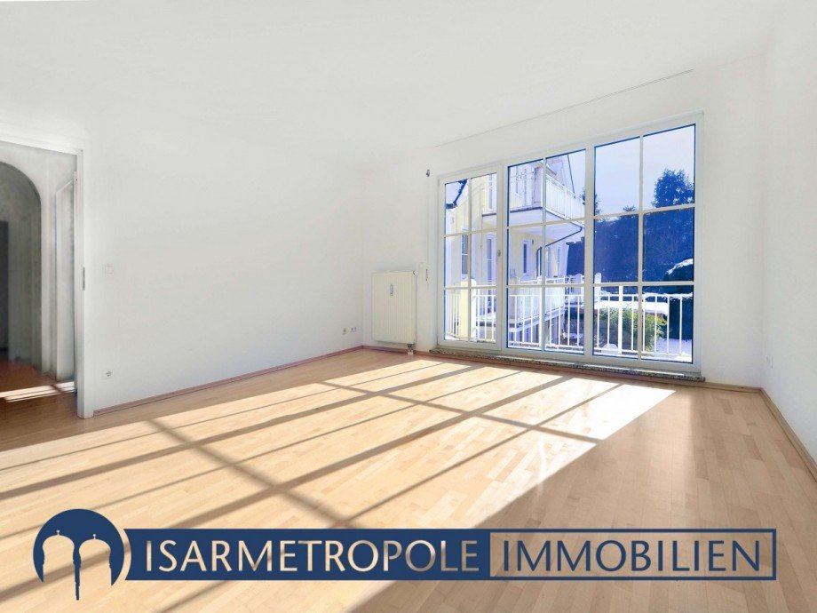 Wohnzimmer mit S�dbalkon Etagenwohnung M�nchen