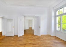  Viel Raum f�r kreative K�pfe! B�ro-/Praxis auf 2 Etagen + 3 x TG Stellplatz!!