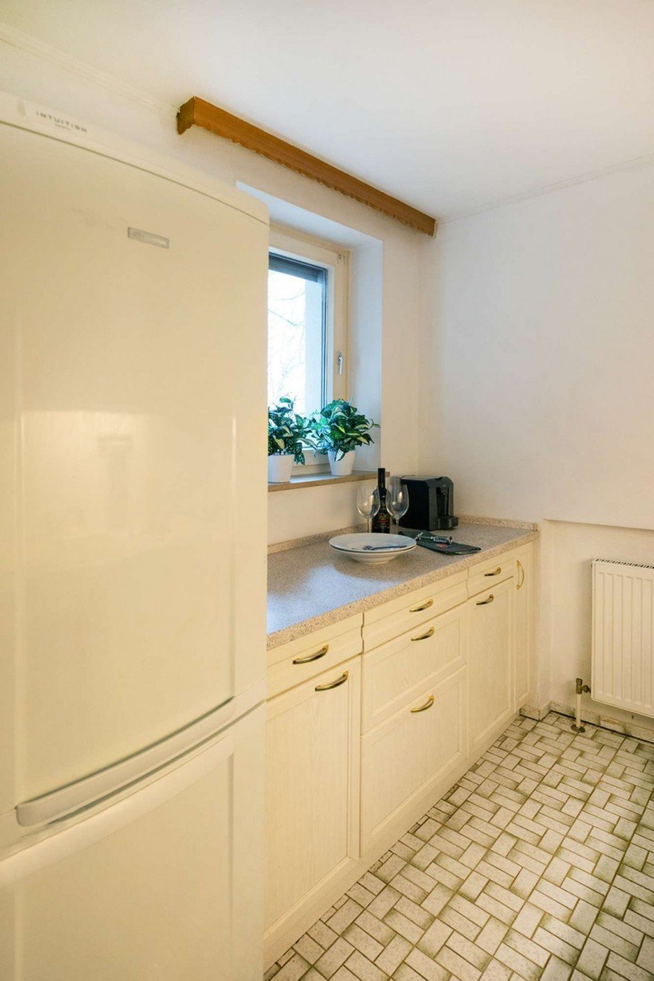 K�che mit Fenster Erdgeschosswohnung M�nchen