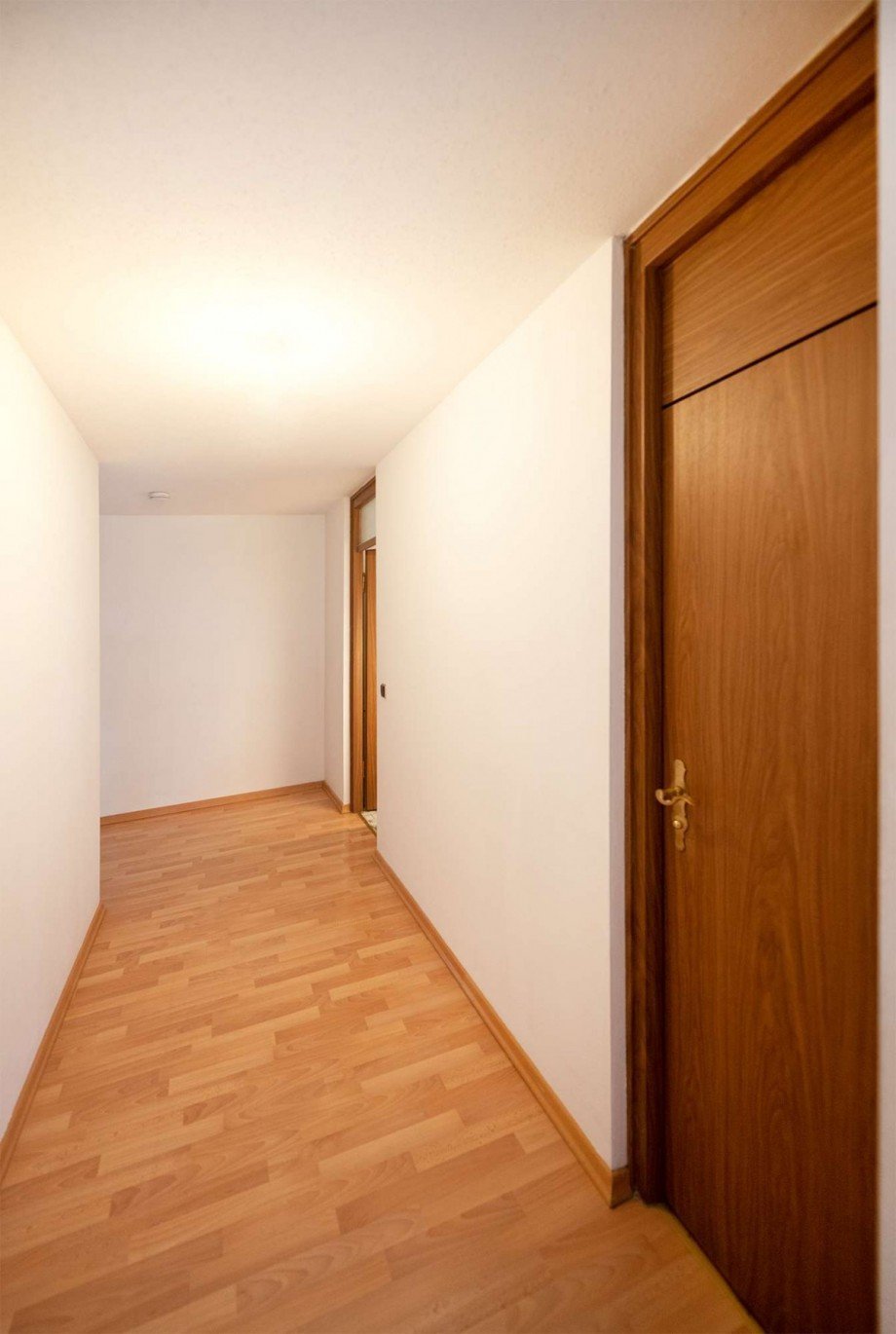 Flur vom Wohnzimmer Erdgeschosswohnung M�nchen
