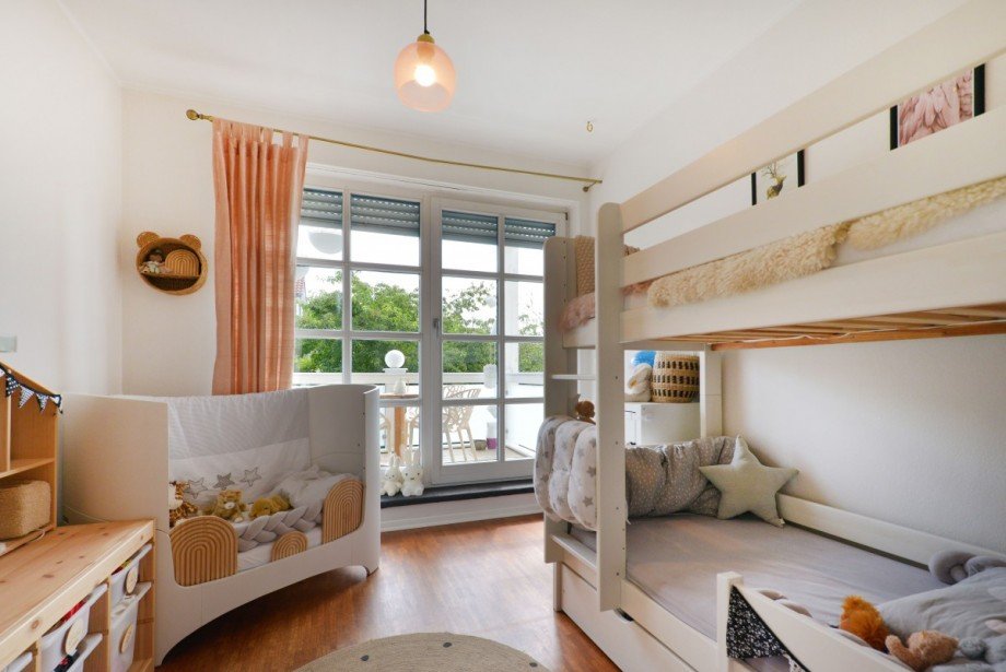 Kinderzimmer-Arbeitszimmer 1 Etagenwohnung M�nchen