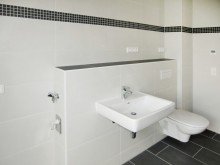 Badezimmer Wohnen in Bogenhausen / Oberf�hring: 4-Zimmer-Wohnung mit Balkon - ideal f�r Familien