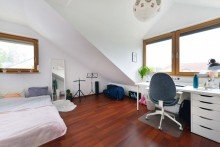 Kinder-/Arbeitszimmer 2 Charmante 4-Zimmer-Maisonettewohnung mit attraktivem Grundriss, ideal f�r junge Familien.