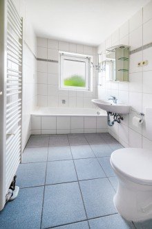 Tageslichtbad 2-Zimmer-Wohnung in modernisierter Wohnanlage, ideal zur Eigennutzung oder als Kapitalanlage
