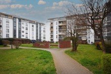 Au�enansicht / Wohnanlage Charmantes 1-Zimmer-Dachterrassen-Apartement, Hochbett-Potenzial & TG-Stellplatz inklusive